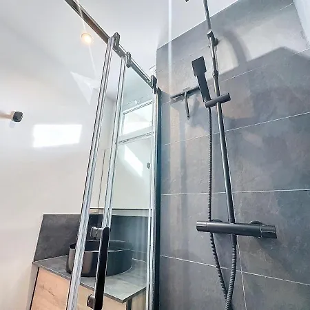 Appartement 54m2 Hypercenter, Face Palais Des Festivals Cannes