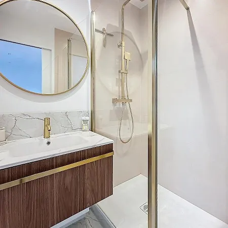 Appartement 54m2 Hypercenter, Face Palais Des Festivals Cannes